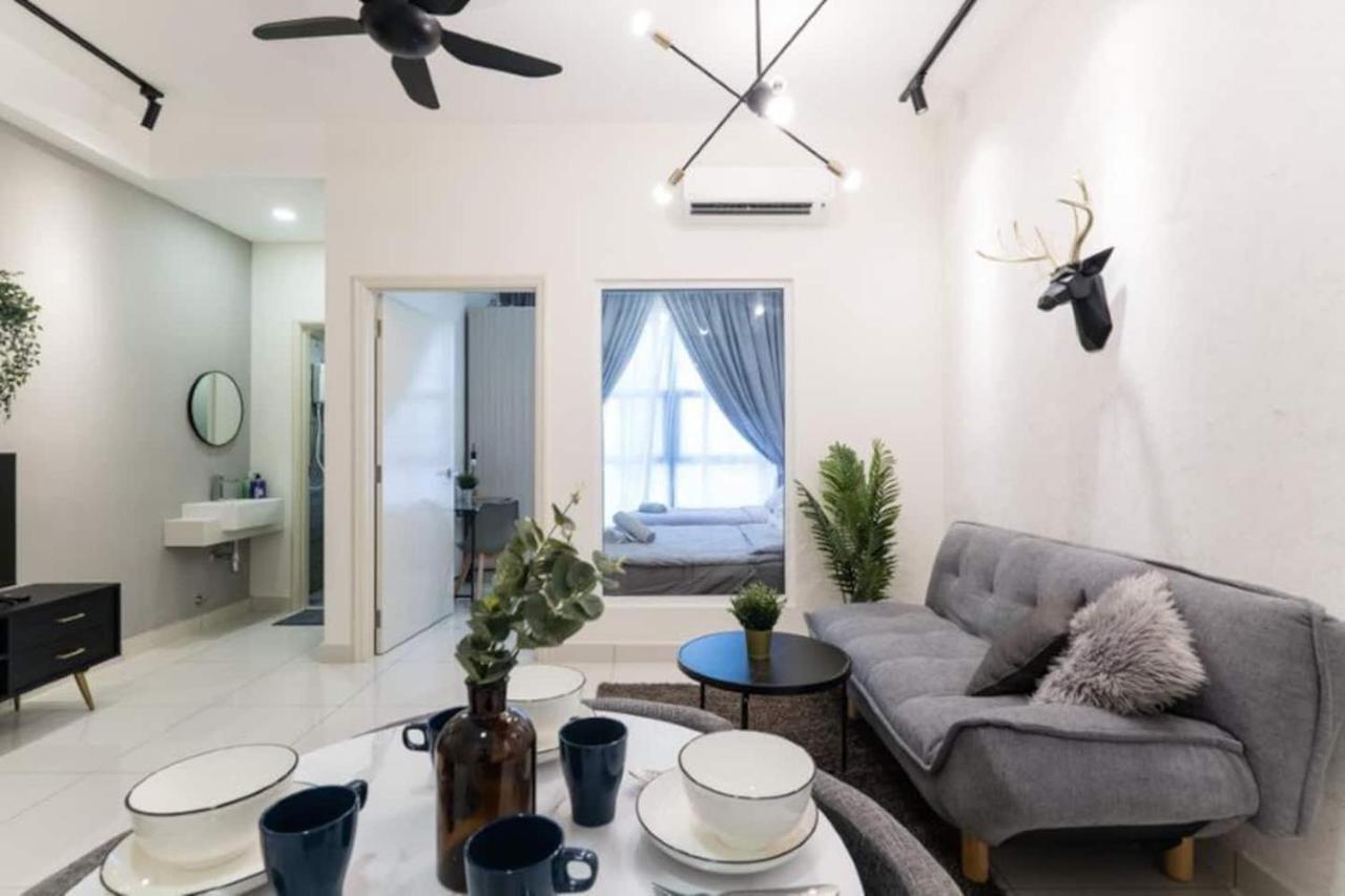 Cozy&Modern suite 现代风格设计 @ Arte Mont Kiara Kuala Lumpur Exterior foto